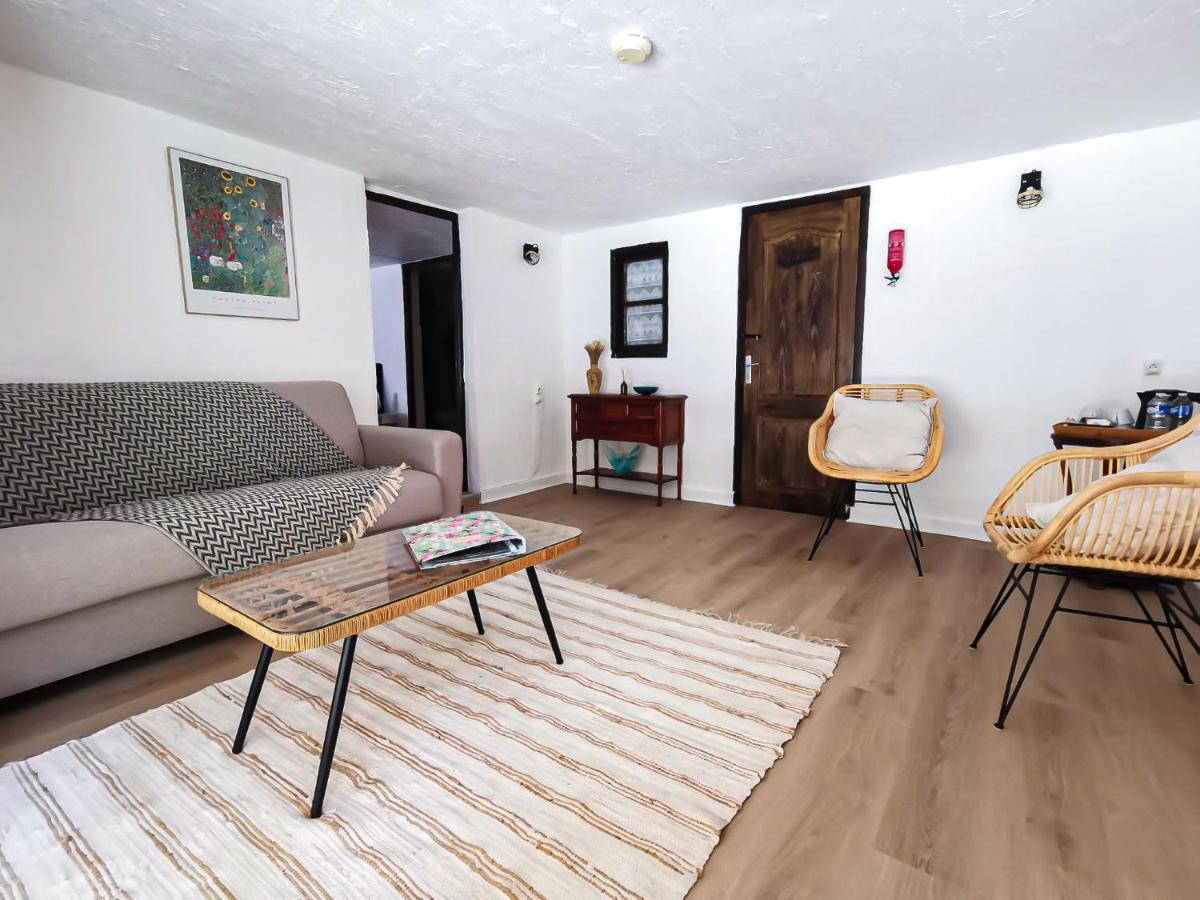 Les Chambres Du Roc Le Roc 外观 照片